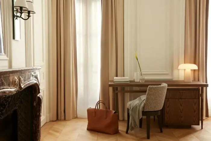 Maison Delano Paryż 5*,