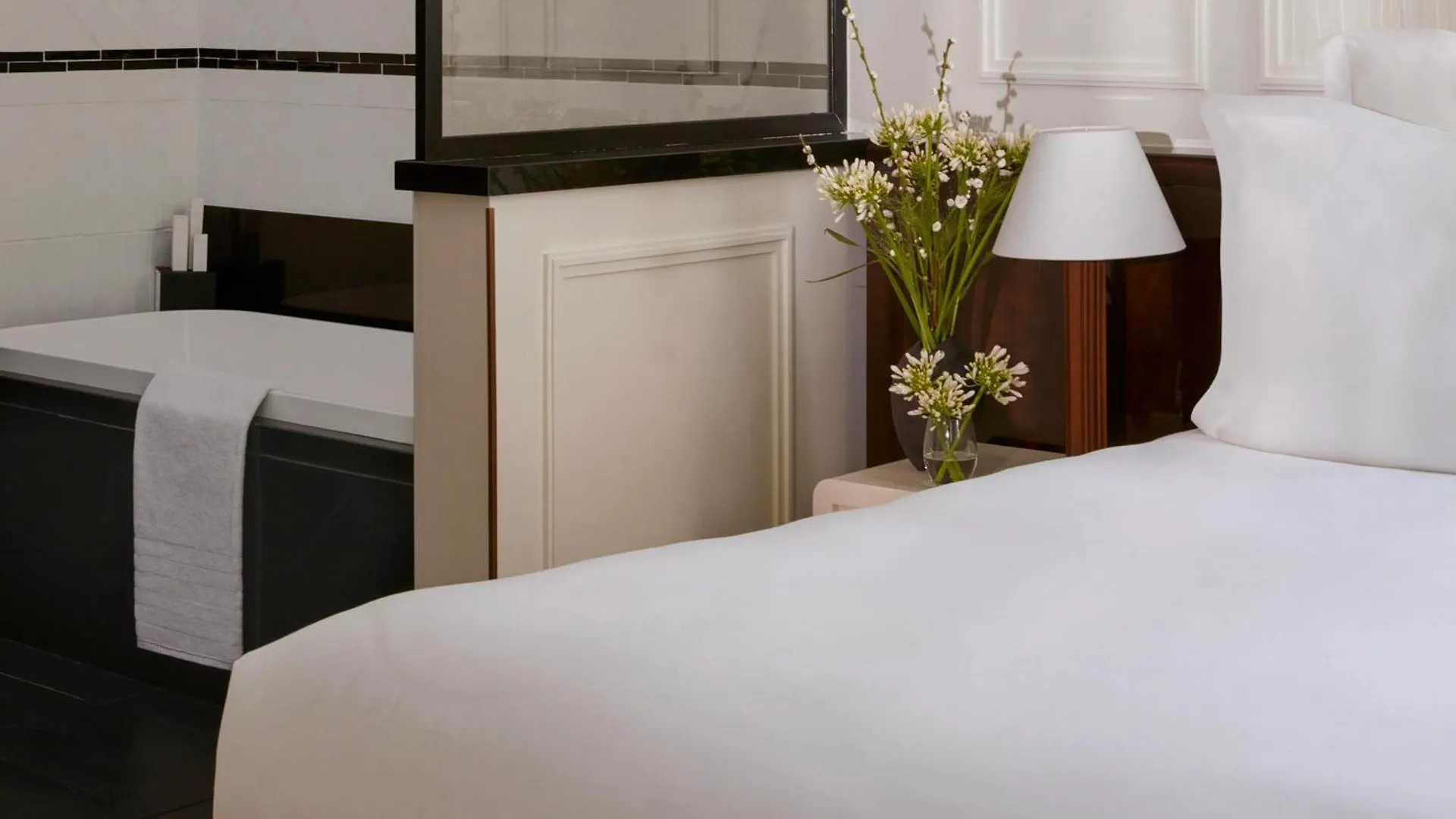 Maison Delano Paris 5*,