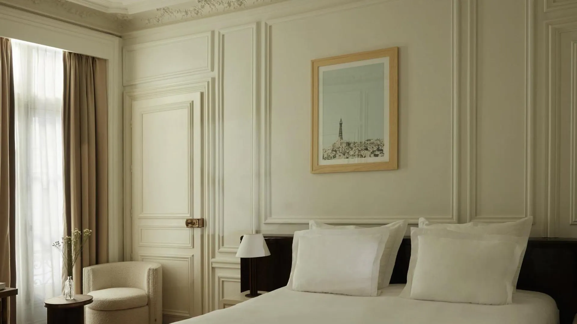 ***** Hotel Maison Delano Paris France